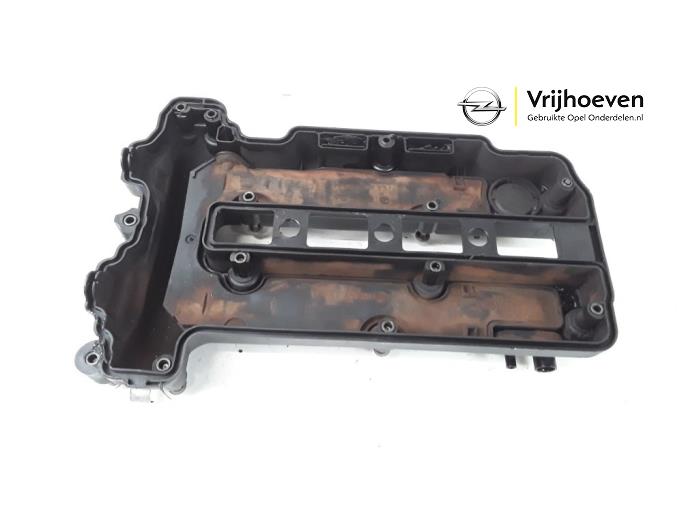 Rocker cover from a Opel Astra H GTC (L08) 1.4 16V Twinport 2005