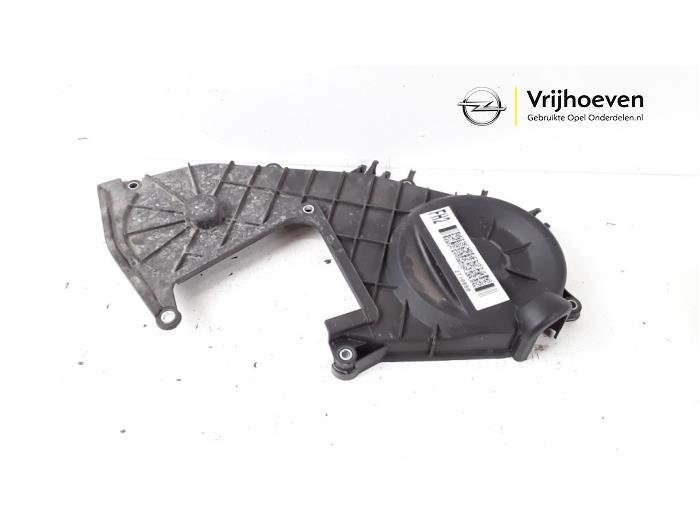 Gebrauchte Kettenkasten Deckel Opel Mokka/Mokka X 1.7 CDTI 16V 4x2 Preis € 20,00 Margenregelung angeboten von Autodemontage Vrijhoeven B.V.