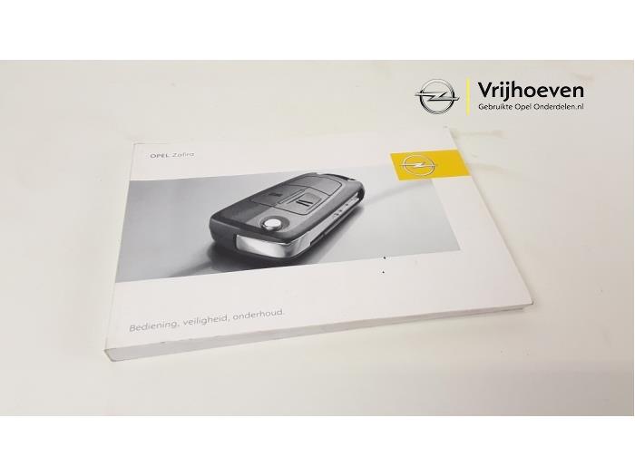 Używane Instrukcja Opel Zafira (M75) Cena € 15,00 Procedura marży oferowane przez Autodemontage Vrijhoeven B.V.