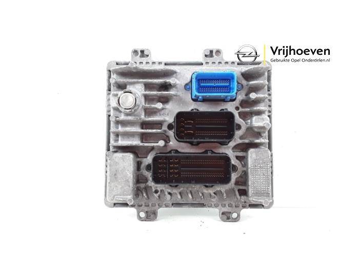 Used Engine management computer Opel Corsa E 1.3 CDTi 16V ecoFLEX Price € 100,00 Margin scheme offered by Autodemontage Vrijhoeven B.V.