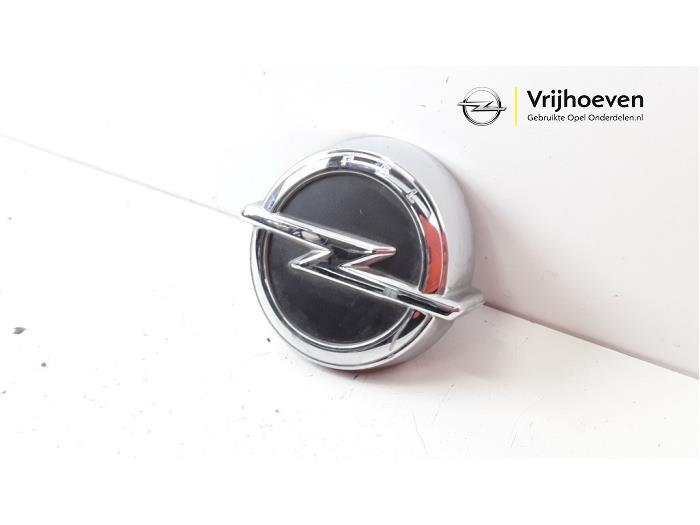 Tailgate handle from a Opel Corsa E 1.4 16V 2015