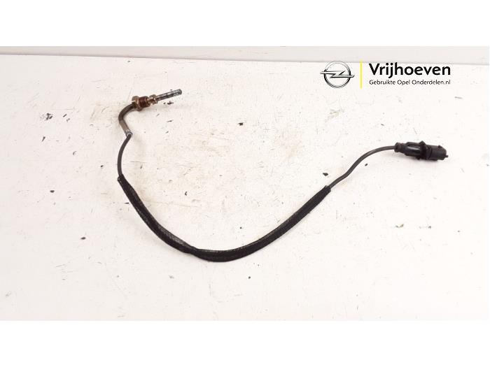 Begagnade Partikelfiltersensor Opel Zafira Tourer (P12) 2.0 CDTI 16V 160 Ecotec Pris € 45,00 Marginaltabell erbjuds av Autodemontage Vrijhoeven B.V.