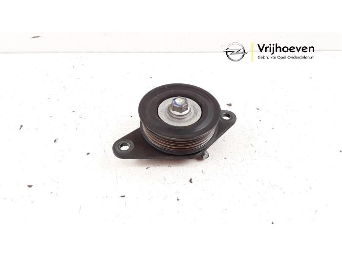 Usados Tensor correa múltiple Opel Agila (B) 1.0 12V Precio € 25,00 Norma de margen ofrecido por Autodemontage Vrijhoeven B.V.