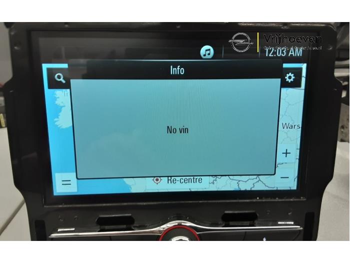 Navigation system from a Opel Corsa E 1.4 16V 2019