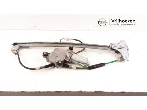 Used Window mechanism 4-door, front right Opel Agila (A) 1.2 16V Price € 30,00 Margin scheme offered by Autodemontage Vrijhoeven B.V.