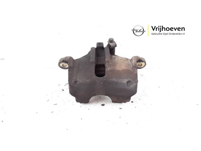Gebrauchte Bremszange links vorne Opel Agila (A) 1.2 16V Preis € 35,00 Margenregelung angeboten von Autodemontage Vrijhoeven B.V.
