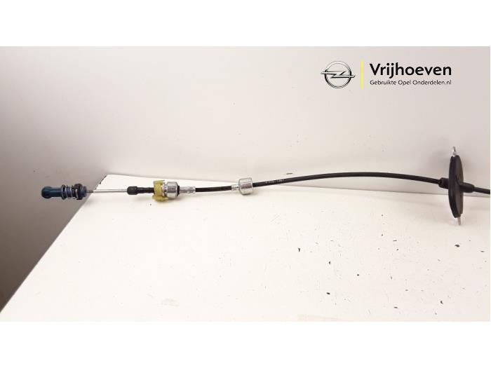 Gearbox shift cable from a Opel Mokka X 1.4 Turbo 16V 2019