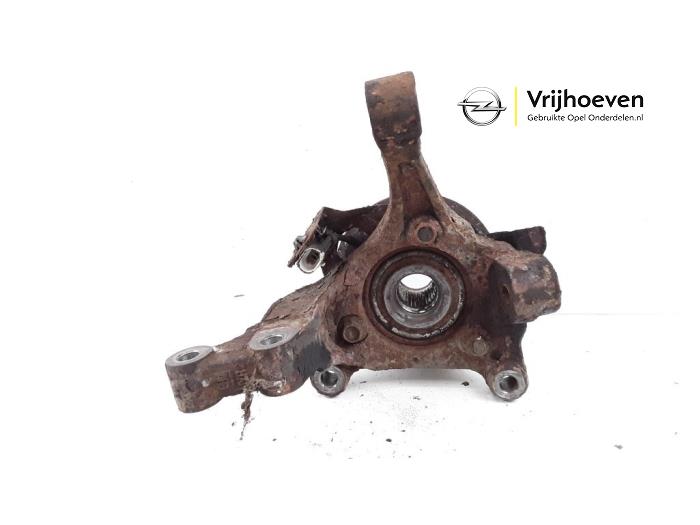Knuckle, front right from a Opel Antara (LA6) 2.4 16V 4x4 2007