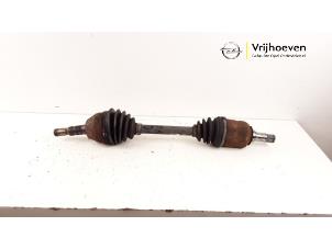 Used Front drive shaft, left Opel Astra H Twin Top (L67) 1.8 16V Price € 40,00 Margin scheme offered by Autodemontage Vrijhoeven B.V.
