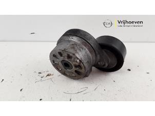 Spanrolle multiriem van een Opel Corsa E 1.3 CDTi 16V ecoFLEX 2016