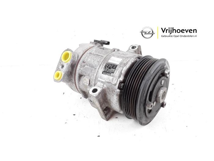 Usagé Compresseur de clim Opel Corsa E 1.3 CDTi 16V ecoFLEX Prix € 60,00 Règlement à la marge proposé par Autodemontage Vrijhoeven B.V.