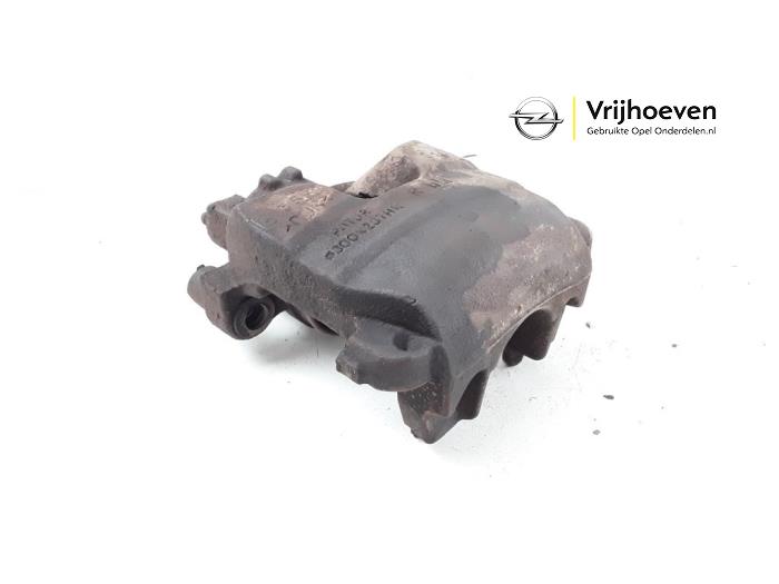 Begagnade Främre bromsok, höger Opel Astra K 1.6 CDTI 136 16V Pris € 45,00 Marginaltabell erbjuds av Autodemontage Vrijhoeven B.V.