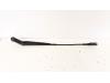 Front wiper arm from a Opel Zafira (M75) 2.2 16V Direct Ecotec 2006