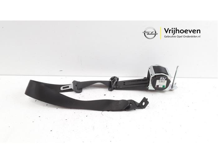 Front seatbelt, right from a Opel Zafira (M75) 2.2 16V Direct Ecotec 2006