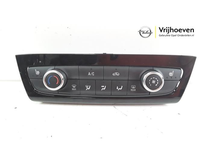 Heater control panel from a Opel Corsa F (UB/UH/UP) 1.5 CDTI 100 2020