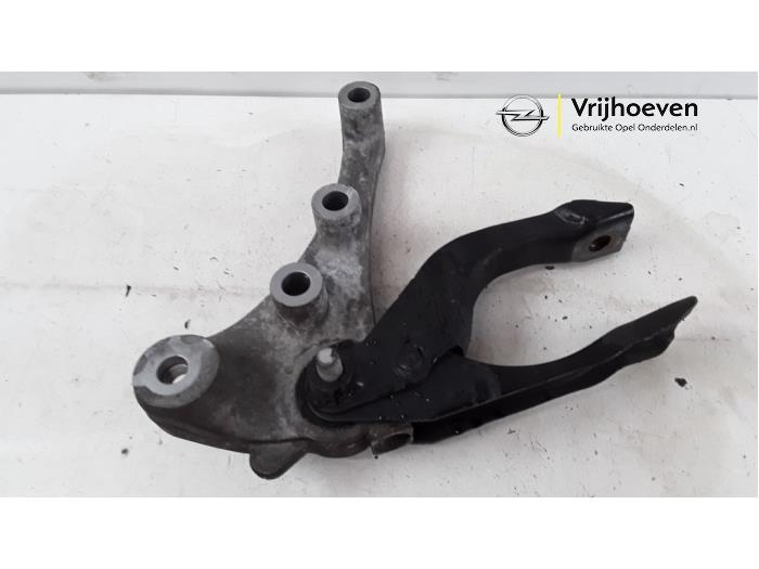 Gearbox mount from a Opel Astra K 1.4 Turbo 16V 2018