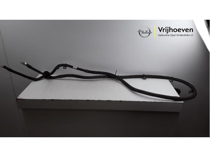 Wiring harness from a Opel Astra K 1.0 SIDI Turbo 12V 2016