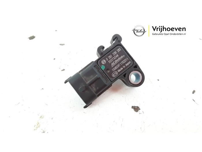 Begagnade MAP-sensor (insugsrör) Opel Adam 1.2 16V Pris € 15,00 Marginaltabell erbjuds av Autodemontage Vrijhoeven B.V.