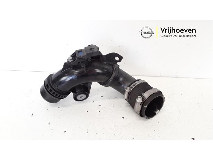 Gebrauchte Intercooler Rohr Opel Grandland (X) 1.2 Turbo 12V Preis € 20,00 Margenregelung angeboten von Autodemontage Vrijhoeven B.V.