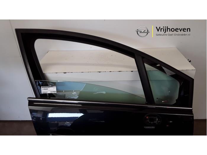 Front door 4-door, right from a Opel Meriva 1.4 16V Ecotec 2014