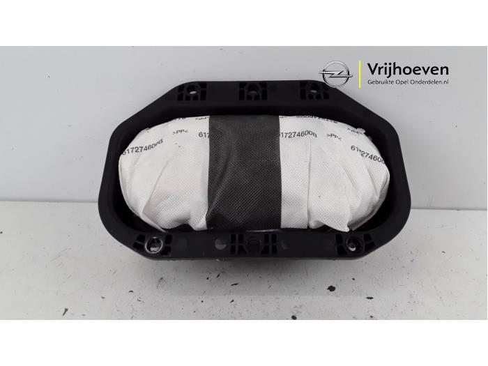 Airbag derecha (salpicadero) de un Opel Astra J (PC6/PD6/PE6/PF6) 1.4 16V ecoFLEX 2010