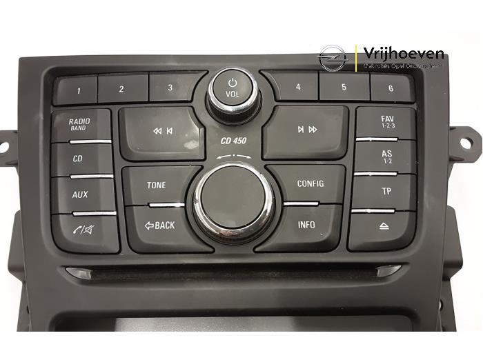 Panel de control de radio de un Vauxhall Mokka/Mokka X 1.6 CDTI 16V 4x2 2015