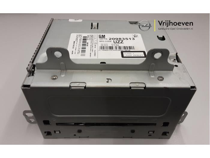 Używane Modul radiowy Opel Meriva (B) 1.4 Turbo 16V ecoFLEX Cena € 100,00 Procedura marży oferowane przez Autodemontage Vrijhoeven B.V.