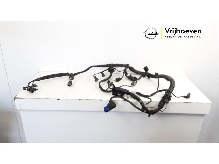 Wiring harness engine room from a Opel Meriva 1.4 16V Ecotec 2014
