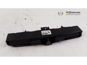 Used Panic lighting switch Opel Astra H (L48) 1.6 16V Twinport Price € 10,00 Margin scheme offered by Autodemontage Vrijhoeven B.V.
