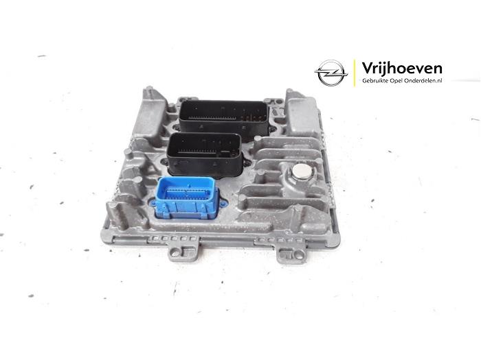 Used Engine management computer Opel Astra K 1.6 CDTI 110 16V Price € 200,00 Margin scheme offered by Autodemontage Vrijhoeven B.V.