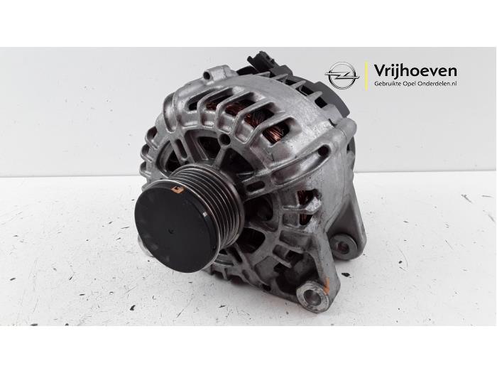 Gebrauchte Dynamo Opel Corsa F (UB/UH/UP) 1.2 12V 75 Preis € 50,00 Margenregelung angeboten von Autodemontage Vrijhoeven B.V.
