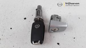 Used Set of locks Opel Astra J Sports Tourer (PD8/PE8/PF8) 1.4 Turbo 16V Price € 50,00 Margin scheme offered by Autodemontage Vrijhoeven B.V.