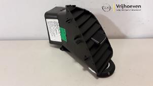 Usados Rejilla de aire de salpicadero Opel Insignia 1.6 Turbo 16V Ecotec Precio € 10,00 Norma de margen ofrecido por Autodemontage Vrijhoeven B.V.