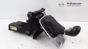 Used Gear stick Opel Meriva 1.4 16V Ecotec Price € 60,00 Margin scheme offered by Autodemontage Vrijhoeven B.V.
