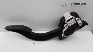 Used Accelerator pedal Opel Karl 1.0 12V Price € 20,00 Margin scheme offered by Autodemontage Vrijhoeven B.V.
