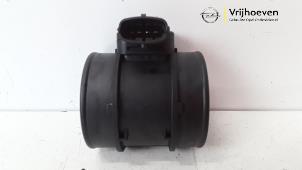Used Air mass meter Opel Astra H Twin Top (L67) 1.8 16V Price € 20,00 Margin scheme offered by Autodemontage Vrijhoeven B.V.