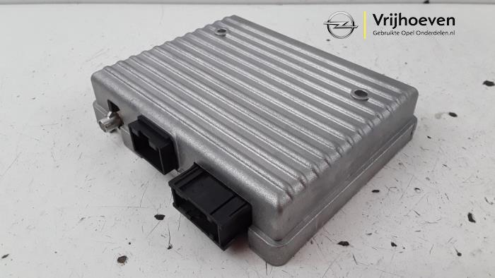 Używane Modul Bluetooth Opel Astra J Sports Tourer (PD8/PE8/PF8) 1.4 Turbo 16V Cena € 20,00 Procedura marży oferowane przez Autodemontage Vrijhoeven B.V.
