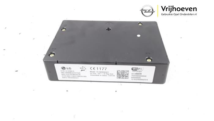 Używane Modul WiFi Opel Astra K 1.4 Turbo 16V Cena € 75,00 Procedura marży oferowane przez Autodemontage Vrijhoeven B.V.