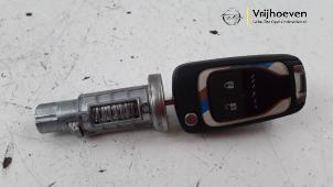 Used Ignition lock + key Opel Adam 1.0 Ecotec 12V SIDI Turbo Price € 45,00 Margin scheme offered by Autodemontage Vrijhoeven B.V.