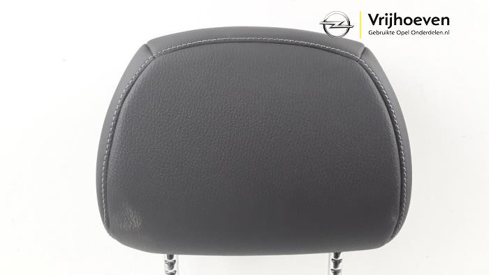 Headrest from a Opel Adam 1.0 Ecotec 12V SIDI Turbo 2015