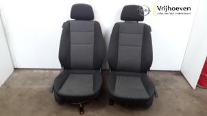 Used Set of upholstery (complete) Opel Astra H Twin Top (L67) 1.6 16V Price € 100,00 Margin scheme offered by Autodemontage Vrijhoeven B.V.