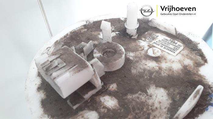 Pompe carburant électrique d'un Opel Astra K 1.4 Turbo 16V 2017