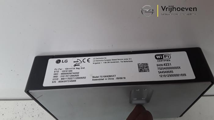 WiFi module from a Opel Mokka X 1.4 Turbo 16V 2018