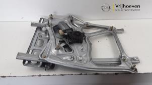Usagé Mécanique vitre 2portes arrière gauche Opel Astra G (F67) 1.8 16V Prix € 125,00 Règlement à la marge proposé par Autodemontage Vrijhoeven B.V.