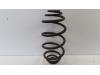 Rear coil spring from a Opel Astra H Twin Top (L67), 2005 / 2010 1.6 16V, Convertible, Petrol, 1.598cc, 85kW (116pk), FWD, Z16XER; EURO4, 2006-12 / 2010-10, L67 2007