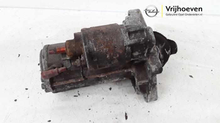 Motor de arranque de un Opel Vivaro 2.0 CDTI 16V 2014