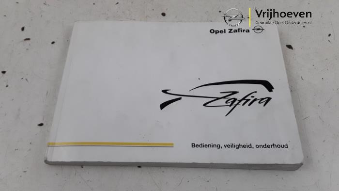 Betriebsanleitung van een Opel Zafira (F75) 1.6 16V 2001