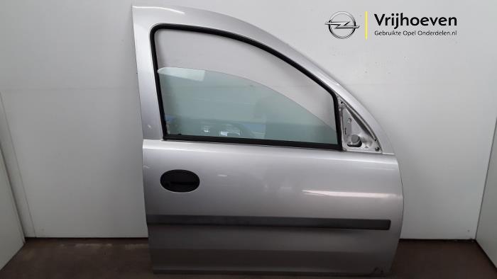 Drzwi prawe wersja 2-drzwiowa z Opel Combo (Corsa C) 1.6 2003