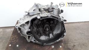 Used Gearbox Opel Corsa E 1.0 SIDI Turbo 12V Price € 700,00 Margin scheme offered by Autodemontage Vrijhoeven B.V.