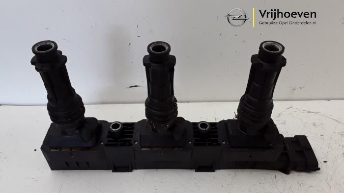 Begagnade Tändspole Opel Agila (A) 1.0 12V Twin Port Pris € 20,00 Marginaltabell erbjuds av Autodemontage Vrijhoeven B.V.